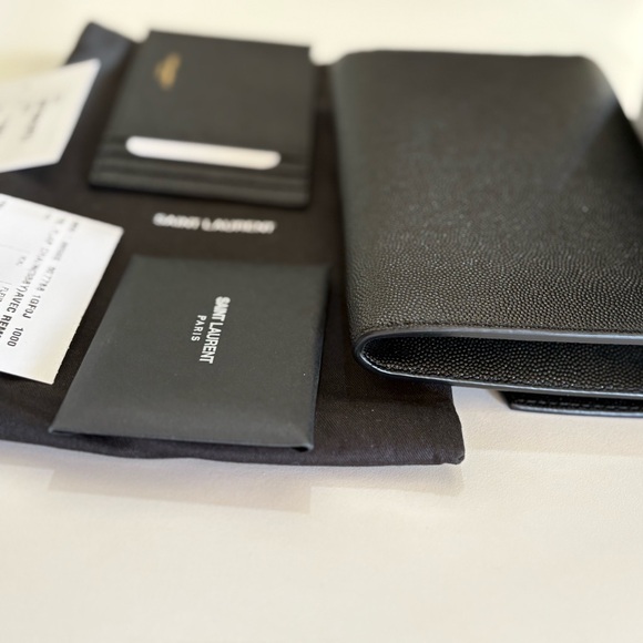 YVES SAINT LAURENT YSL UPTOWN WALLET ON CHAIN NEW!!!! - Picture 16 of 16